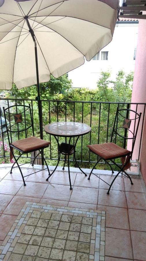 Apartment & Rooms Lilis Izola Exterior photo